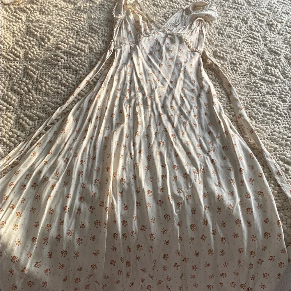 Tahlia dress in Citrus Blossom - Picture 3 of 6